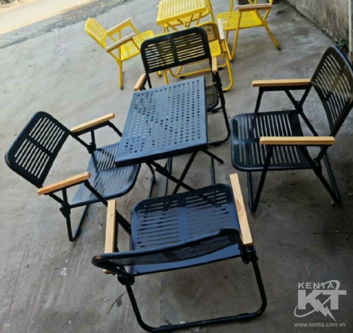 Bàn xếp đen