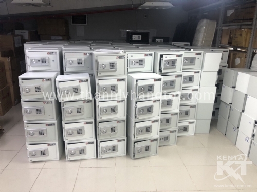 Két sắt khách sạn