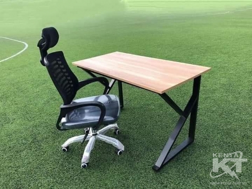 Bàn chữ K chân Đen Mặt  Vàng