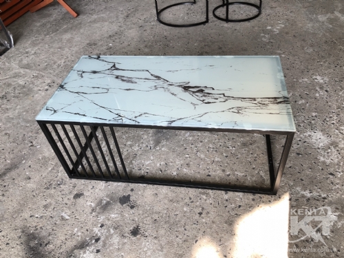 bàn sofa mặt kính