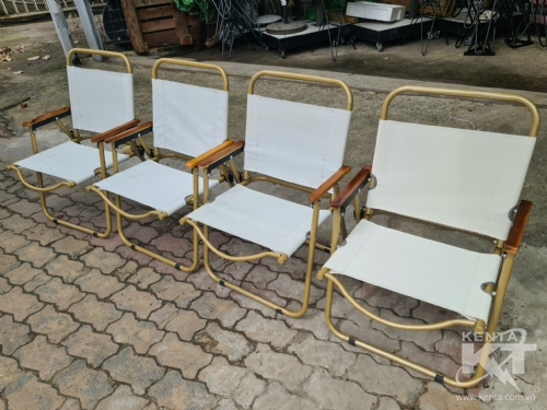 Ghế biển thấp vàng trắng (thùng)